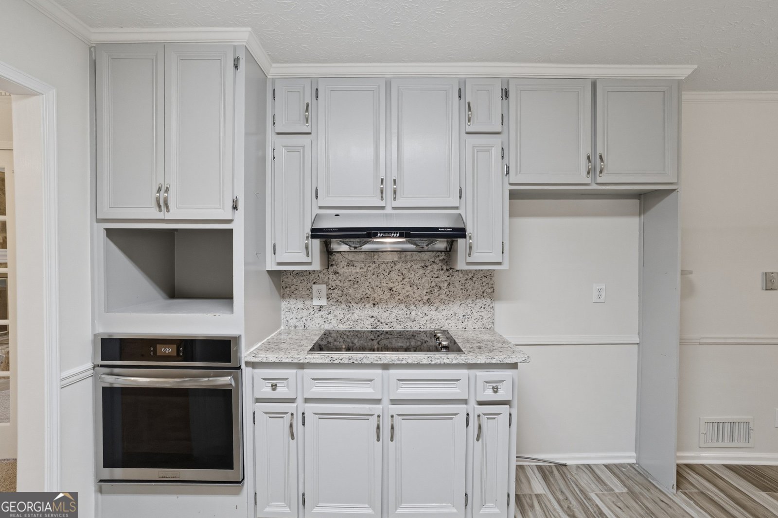 3839 Cotswold Drive Lilburn - Photo 10