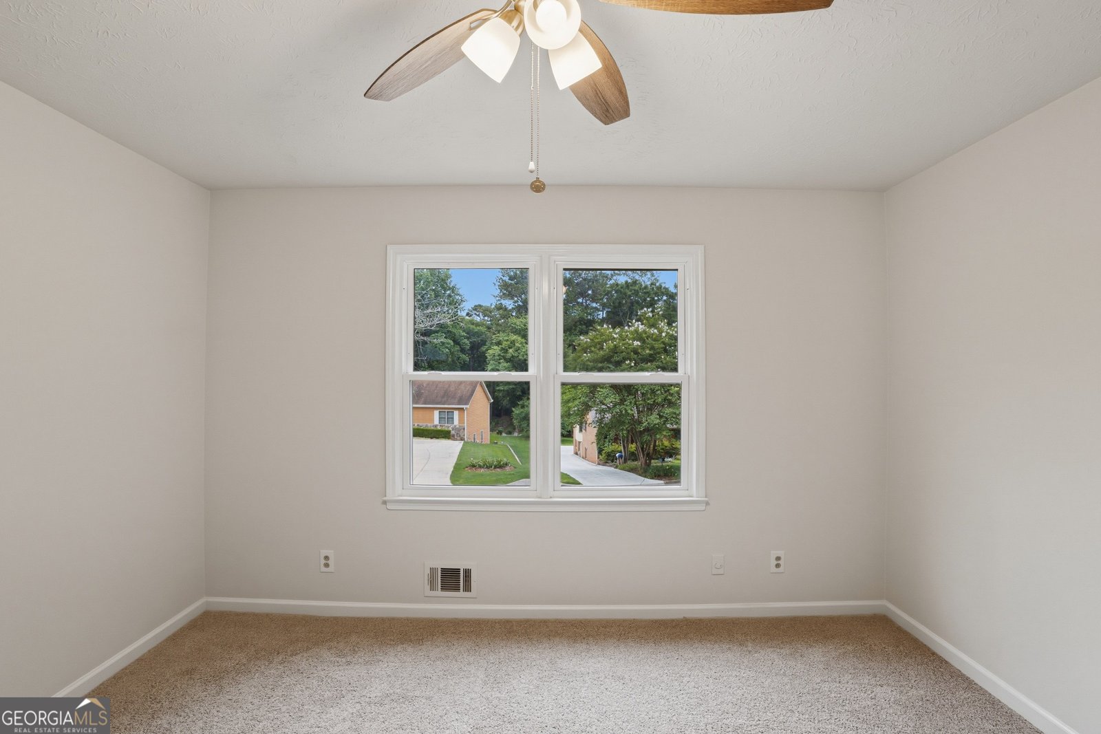 3839 Cotswold Drive Lilburn - Photo 14