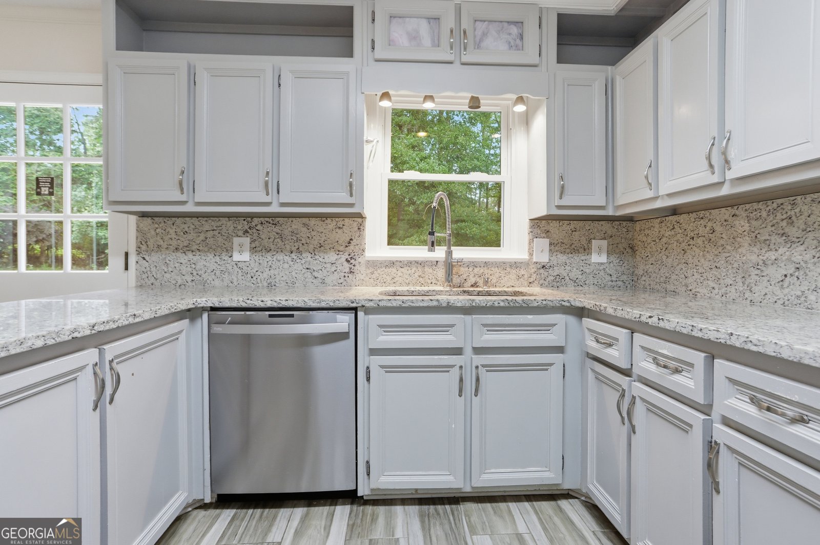 3839 Cotswold Drive Lilburn - Photo 35