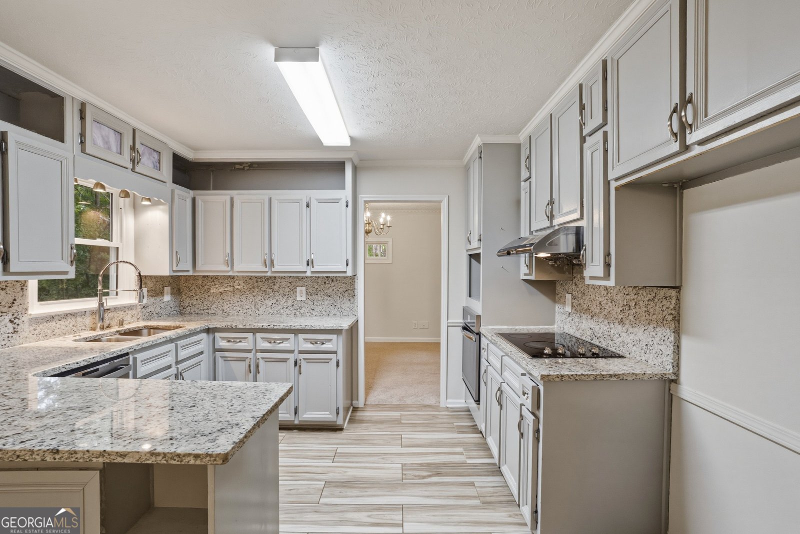 3839 Cotswold Drive Lilburn - Photo 7