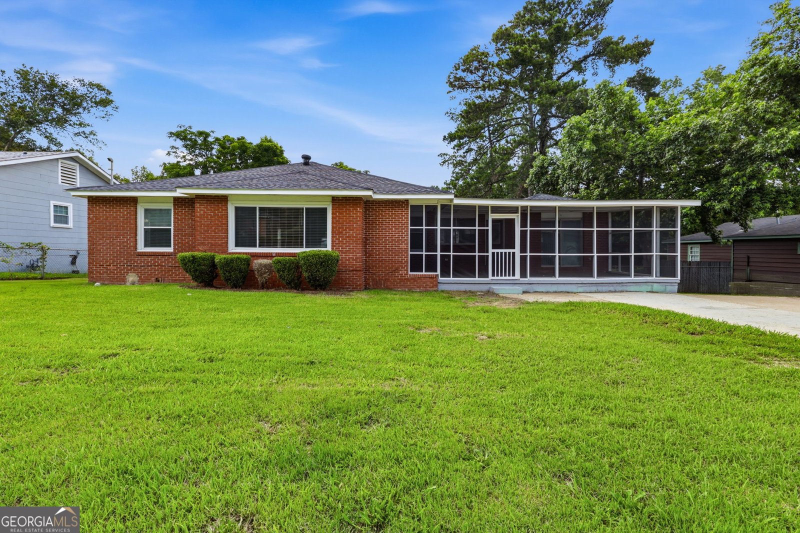 931 Eastwood Drive Columbus - main photo