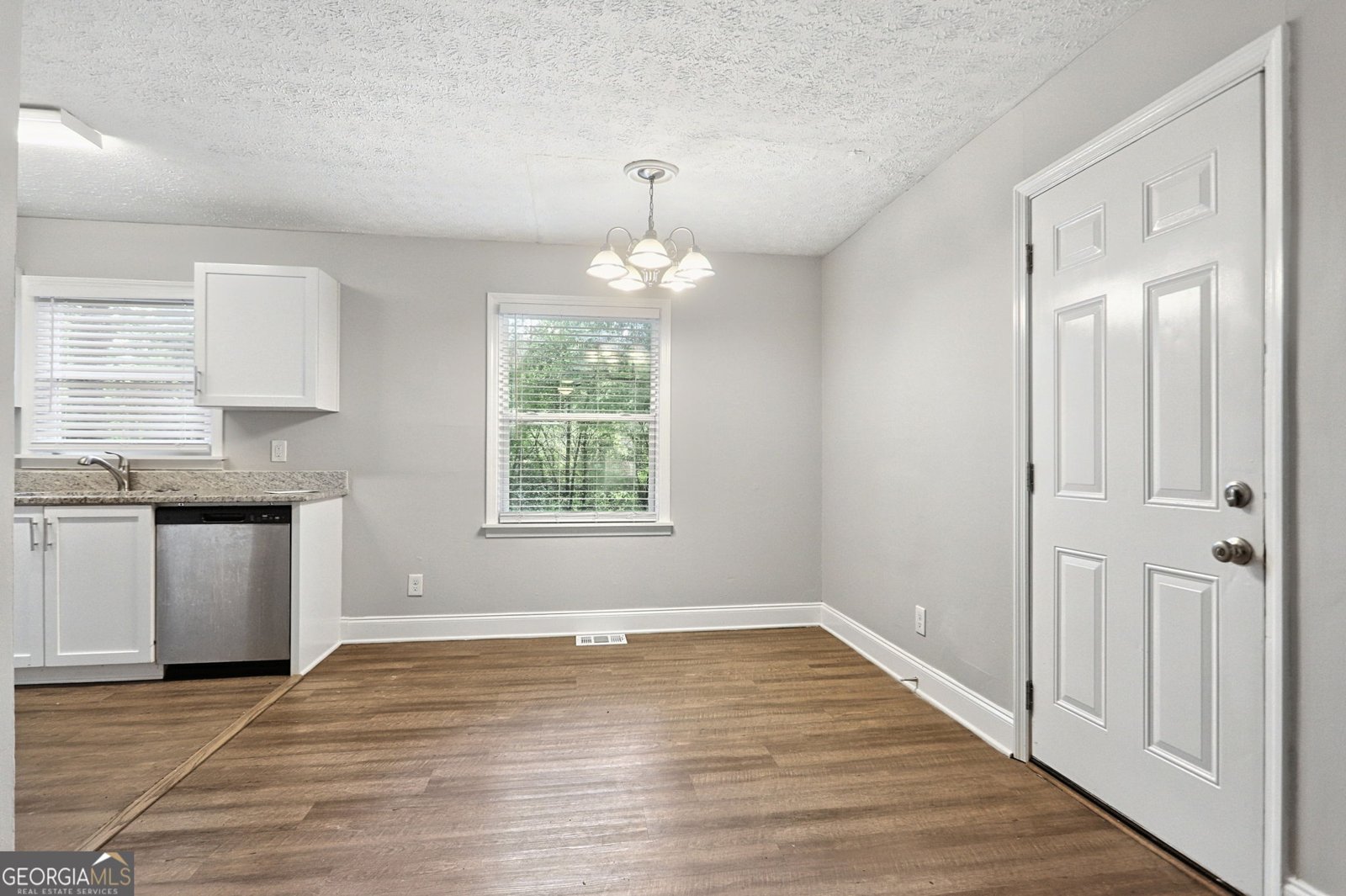 3566 Fairlane Drive Atlanta - Photo 7