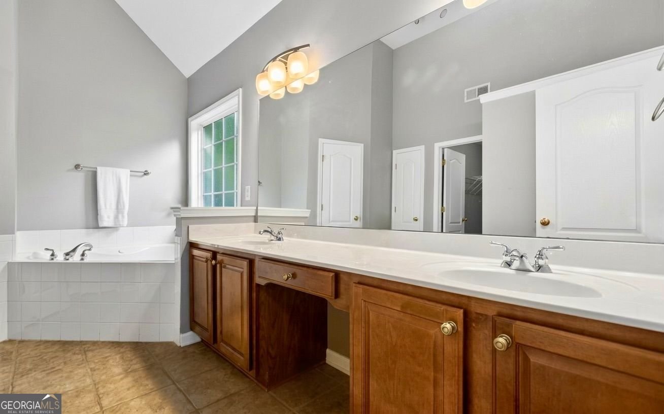 310 Persimmon Drive Sharpsburg - Photo 18