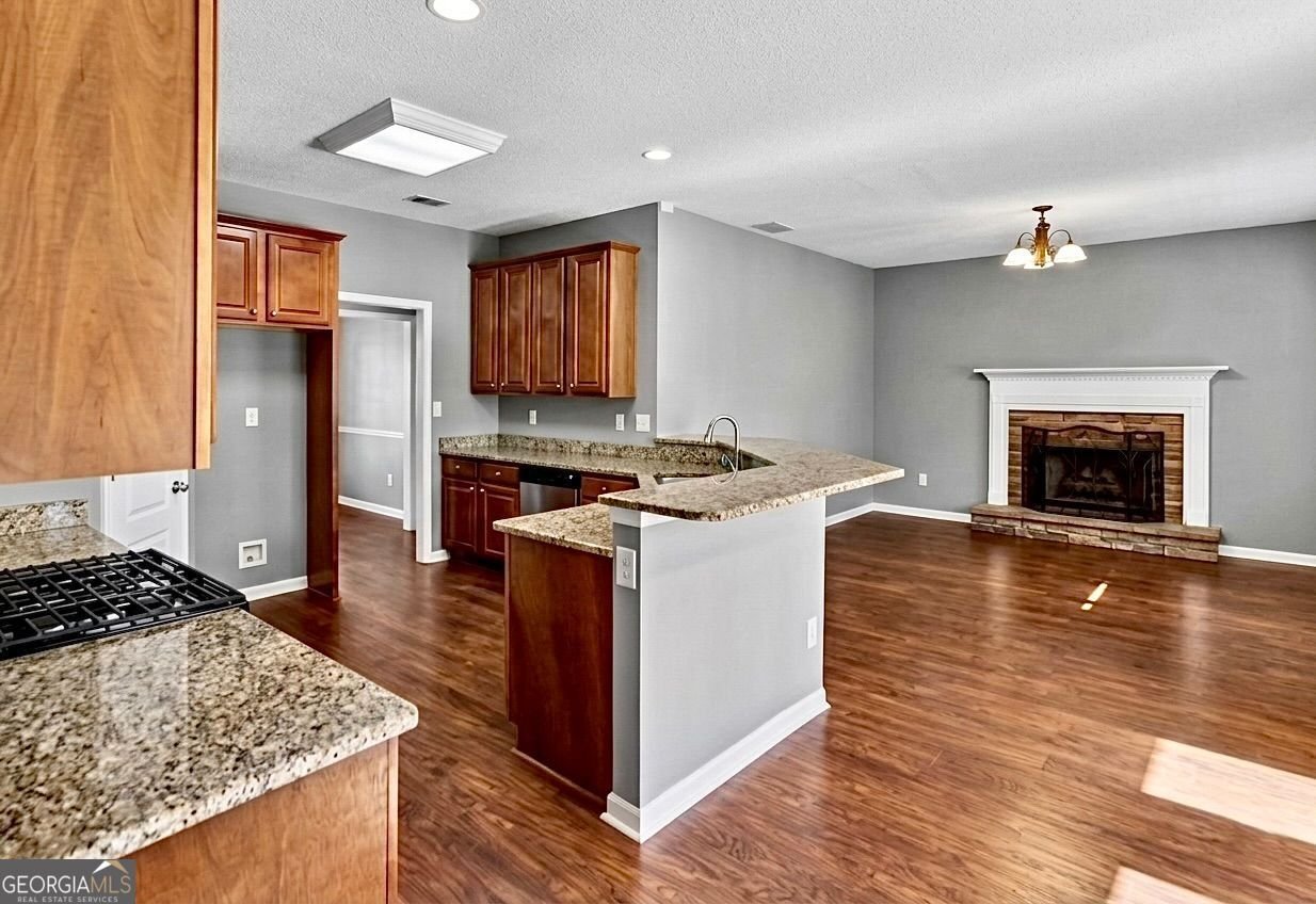 310 Persimmon Drive Sharpsburg - Photo 8