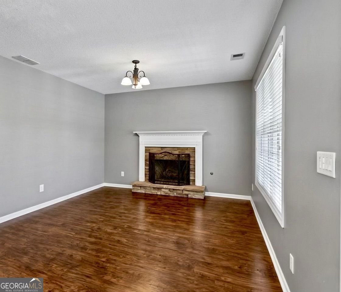 310 Persimmon Drive Sharpsburg - Photo 9