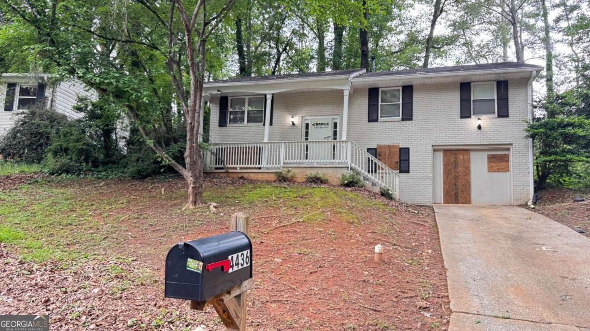 4436 Malibu Drive Decatur - main photo