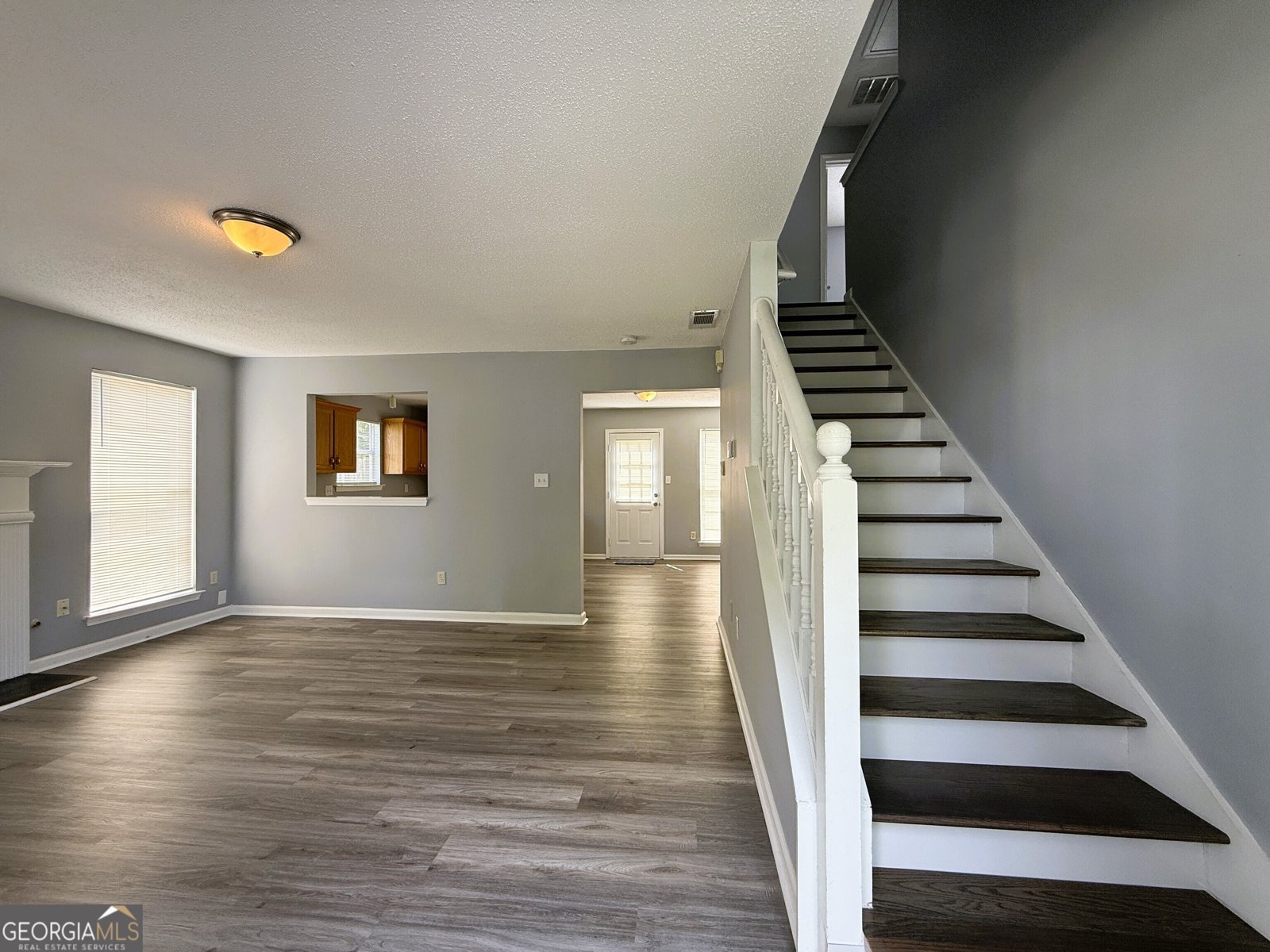 5684 Eagles Feather Lane Riverdale - Photo 6