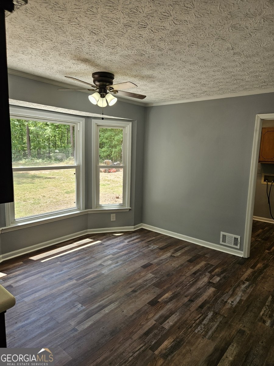 32 Angie Court Stockbridge - Photo 10