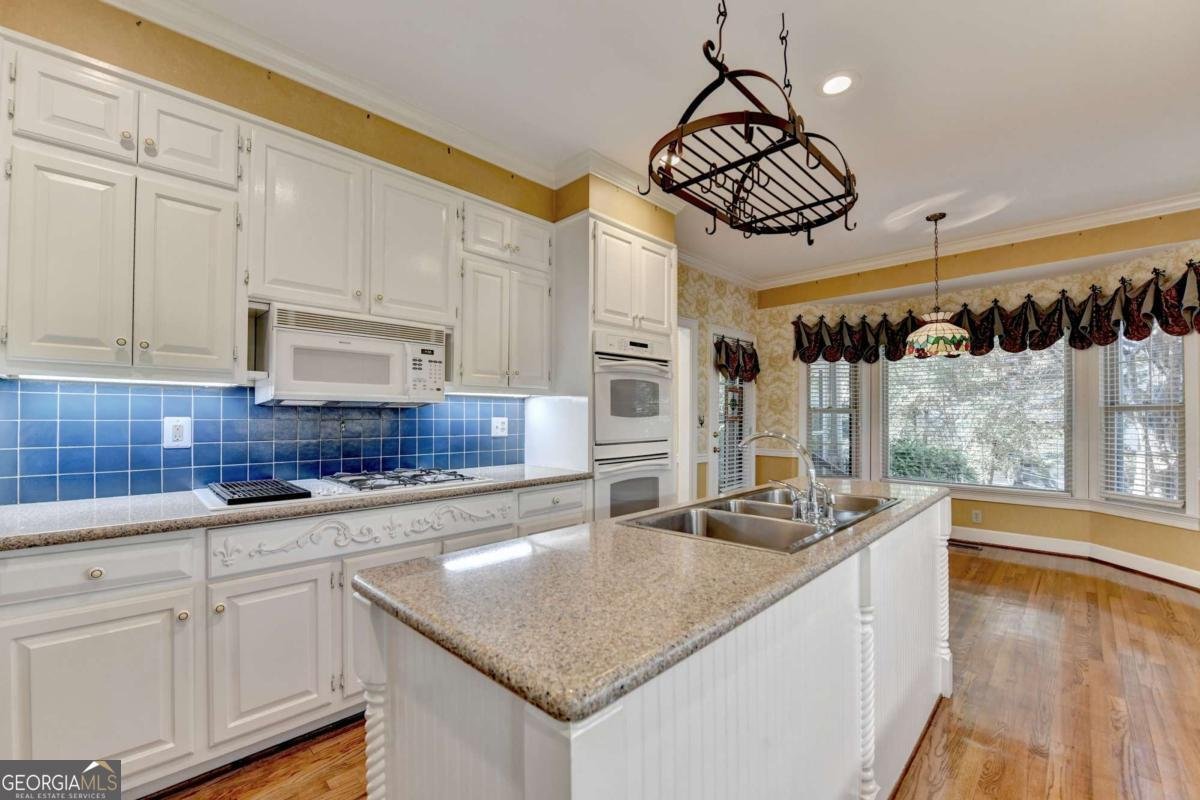 2859 Village Court Gainesville - Photo 11
