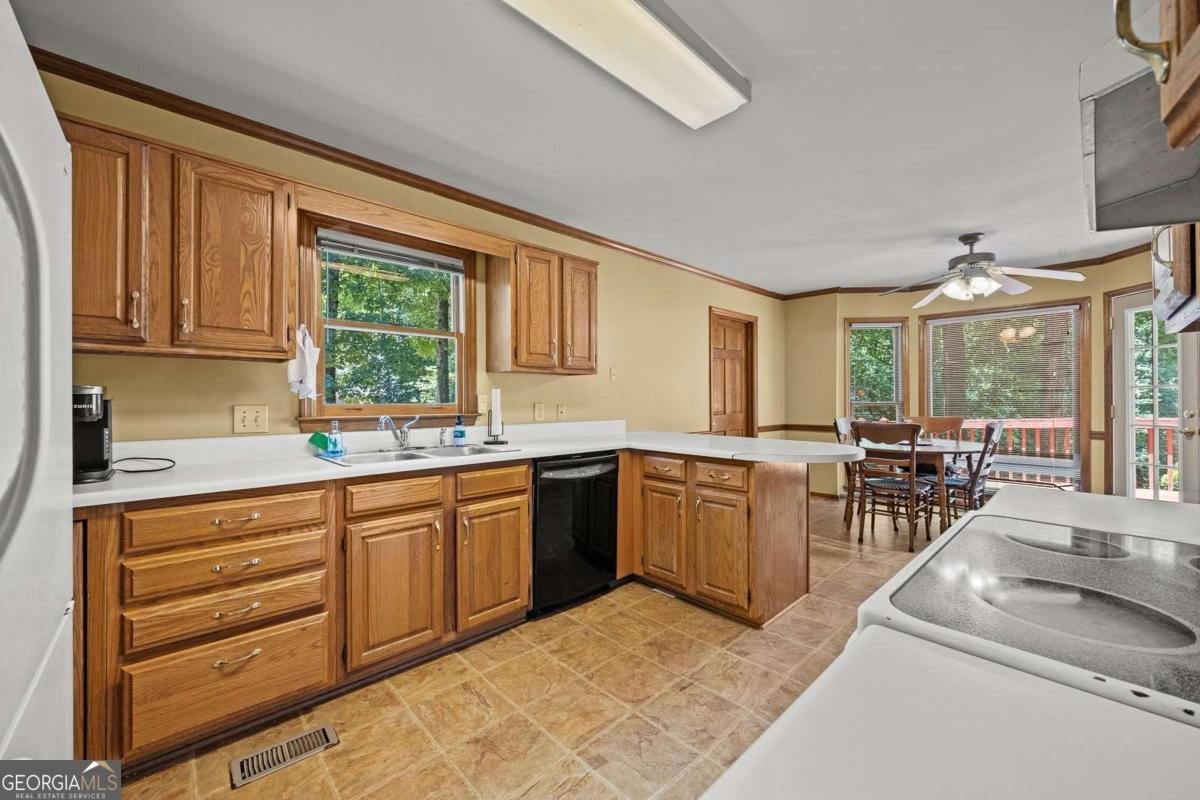 2161 Westbury Court Marietta - Photo 8