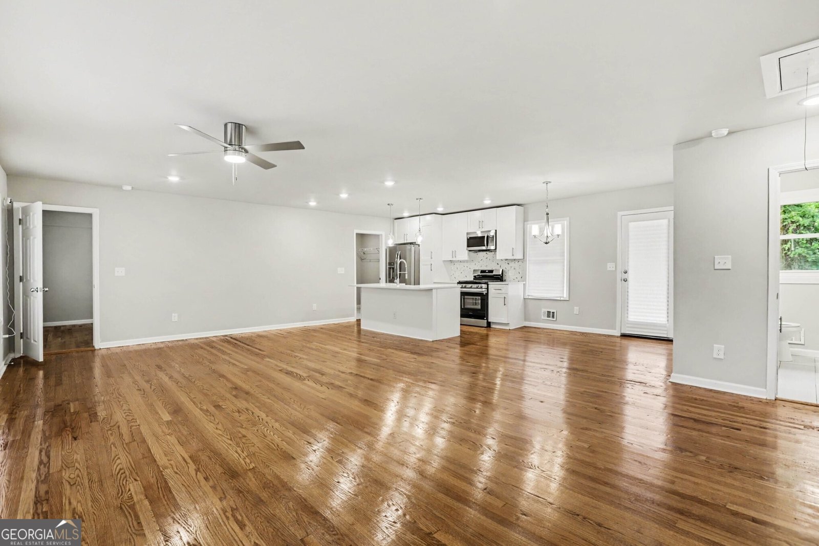 1614 Flintwood Drive Atlanta - Photo 8