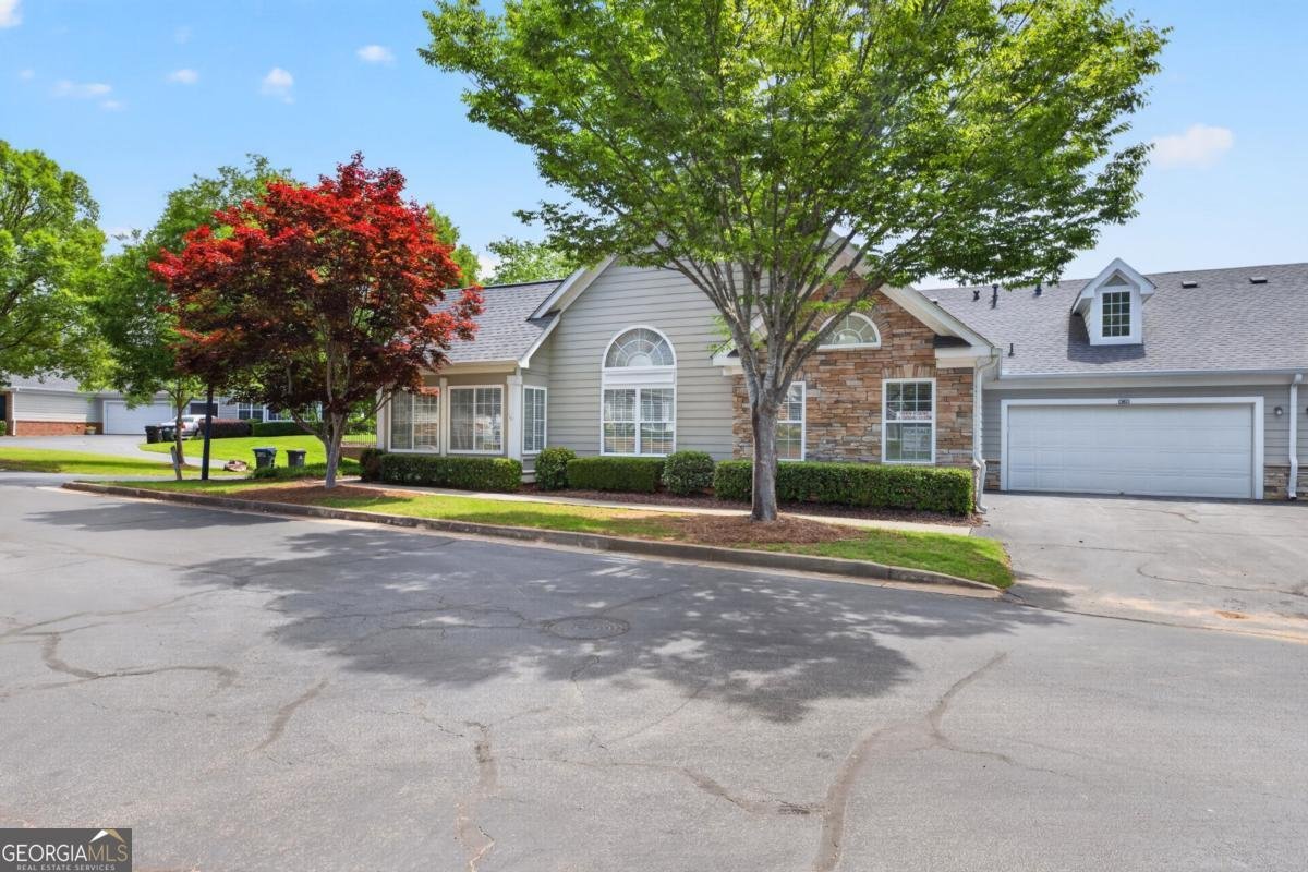 303 Village Lane Roswell - Photo 32