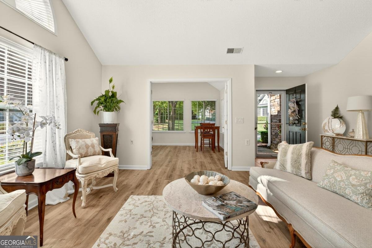 303 Village Lane Roswell - Photo 43
