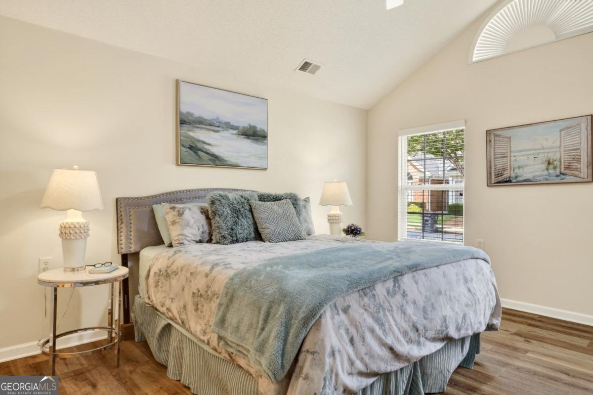 303 Village Lane Roswell - Photo 6