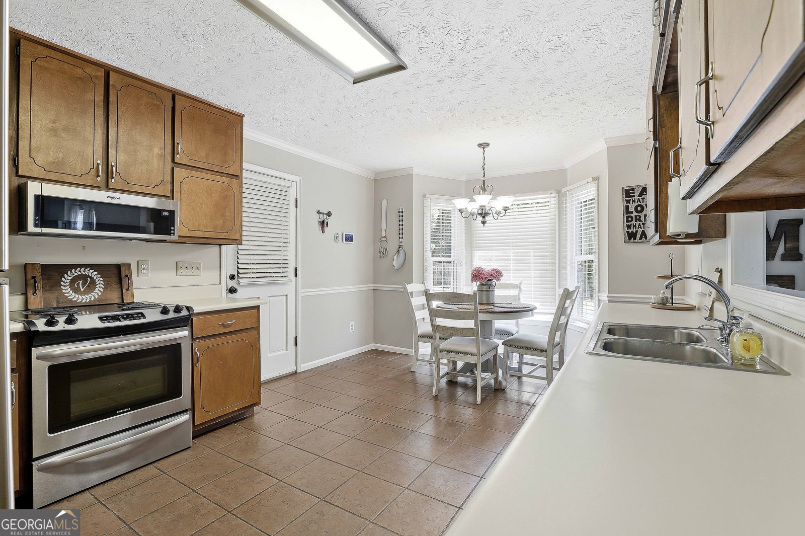 215 Firethorne Ln Fayetteville - Photo 6