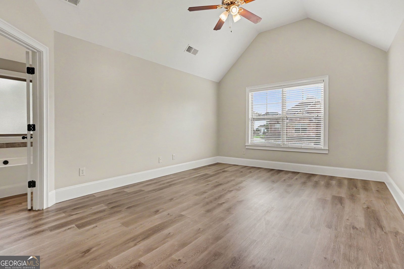 302 Kells Ct. Woodstock - Photo 18