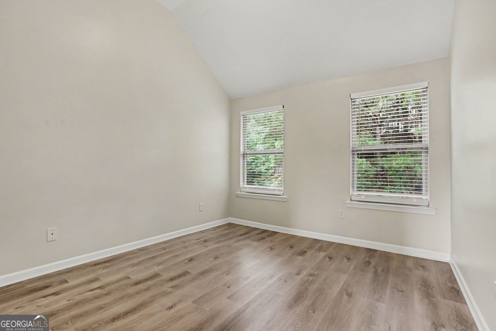 302 Kells Ct. Woodstock - Photo 26