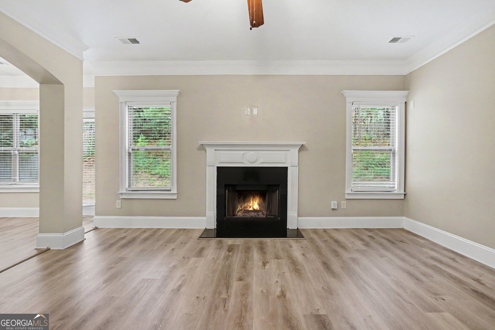 302 Kells Ct. Woodstock - Photo 8