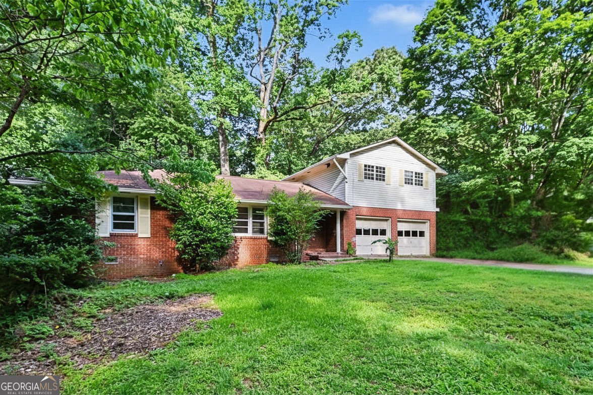 2240 Medfield Trail Atlanta - main photo