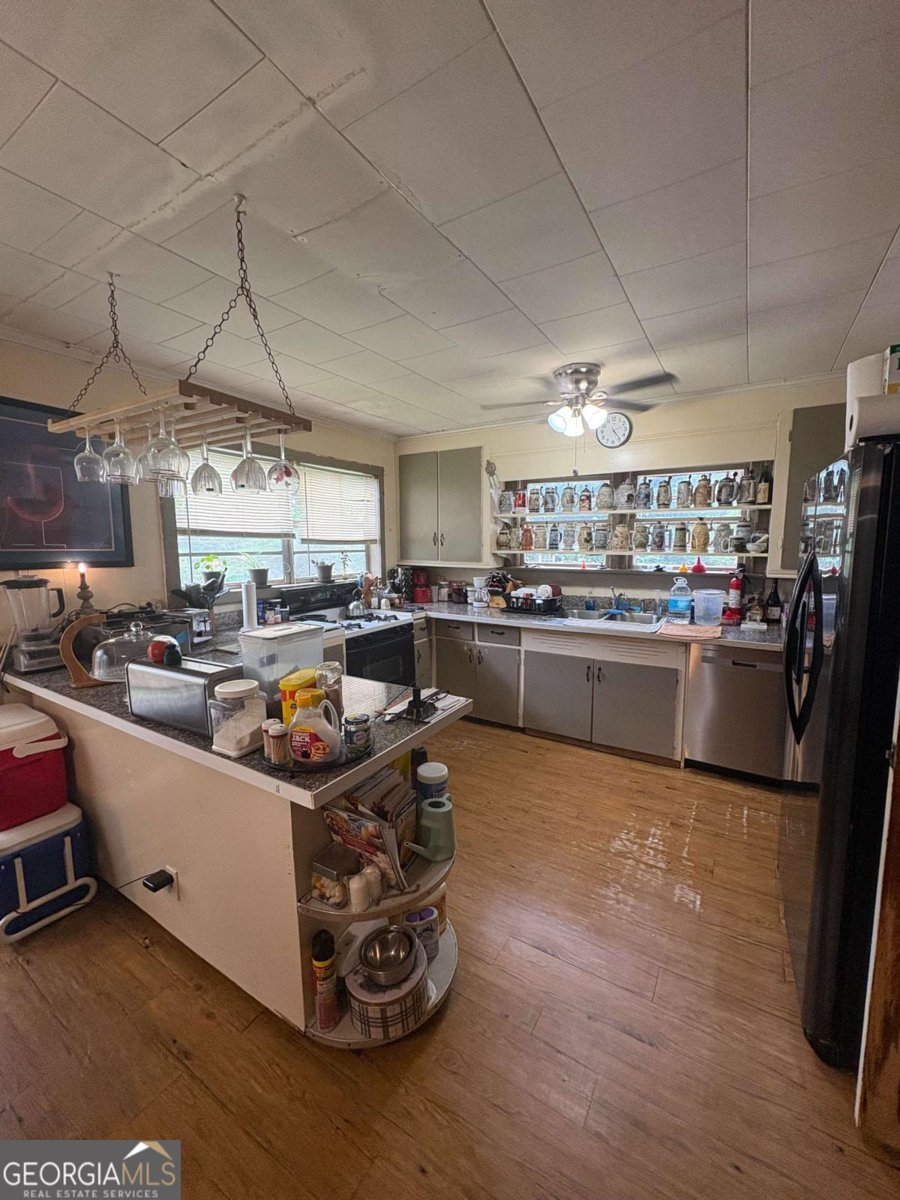 28 8th Street Emerson - Photo 14