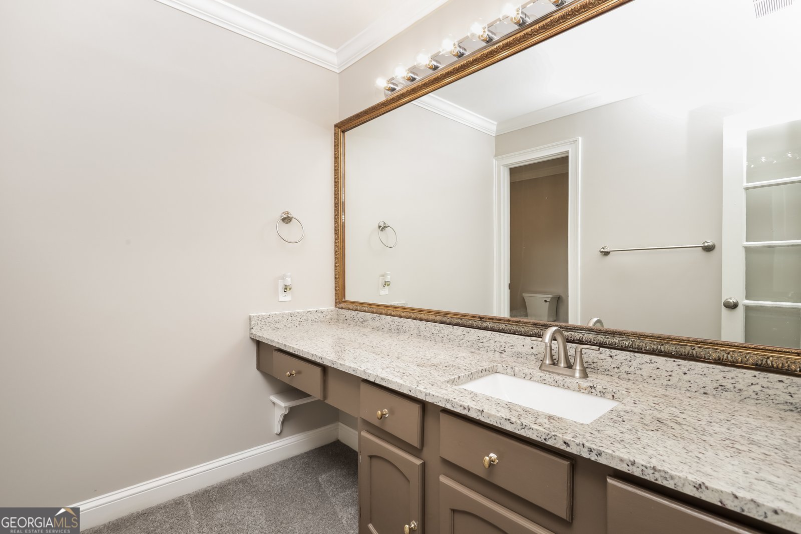 1681 Oak Crest Court Marietta - Photo 13