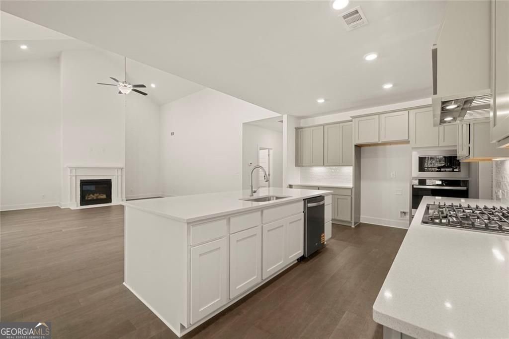 8410 Creekside Overlook Drive Gainesville - Photo 18