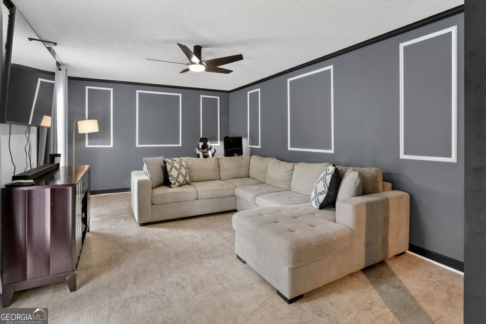 305 Saint Patrick Drive Mableton - Photo 9