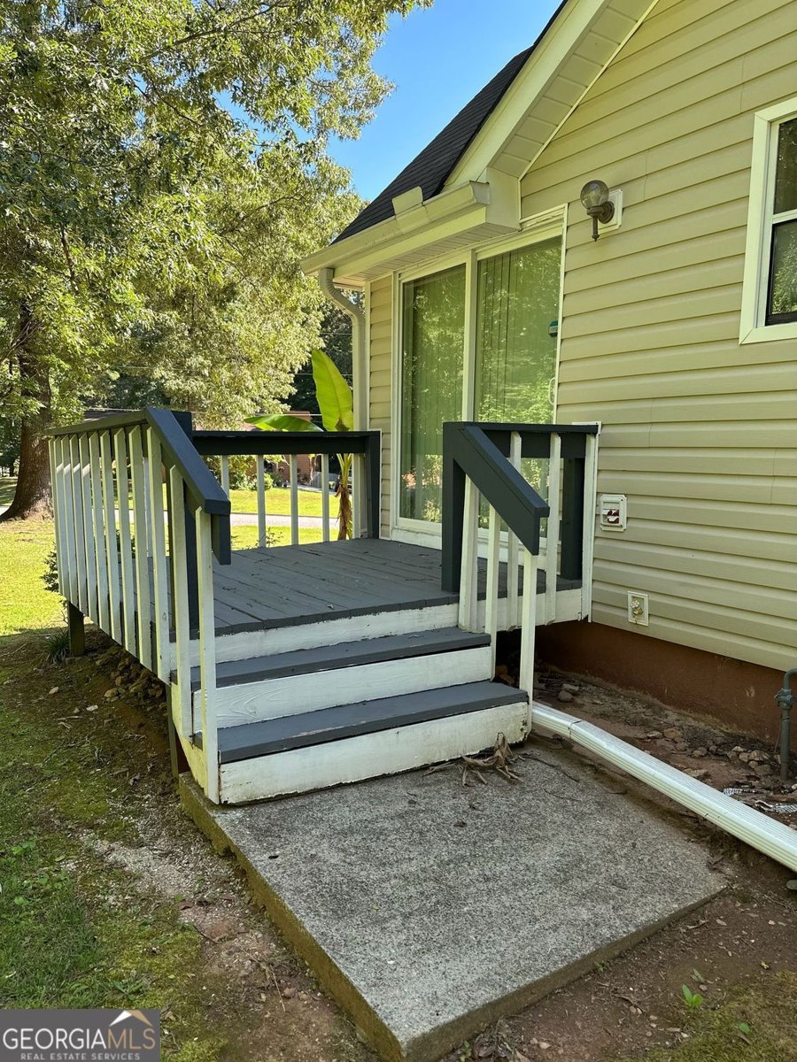 756 Post Road Way Stone Mountain - Photo 10