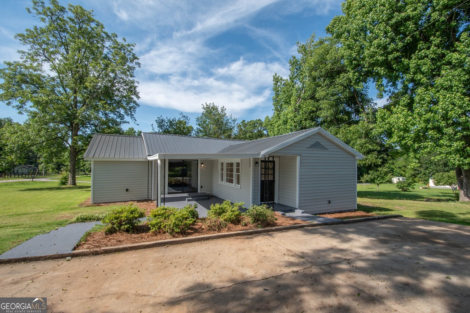 432 Cooley Road Lagrange - main photo