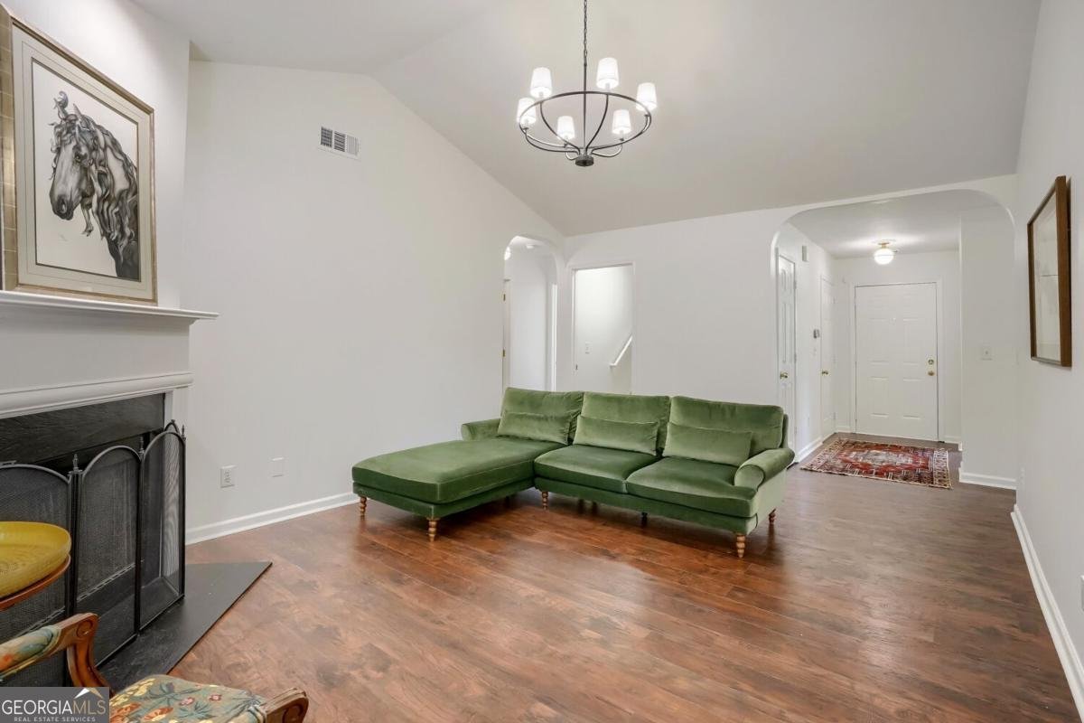 633 Effie Drive Lawrenceville - Photo 8