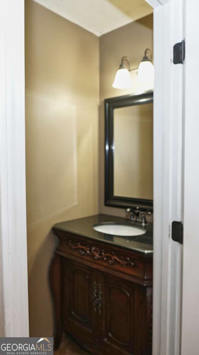 1049 Fieldstone Drive Canton - Photo 21