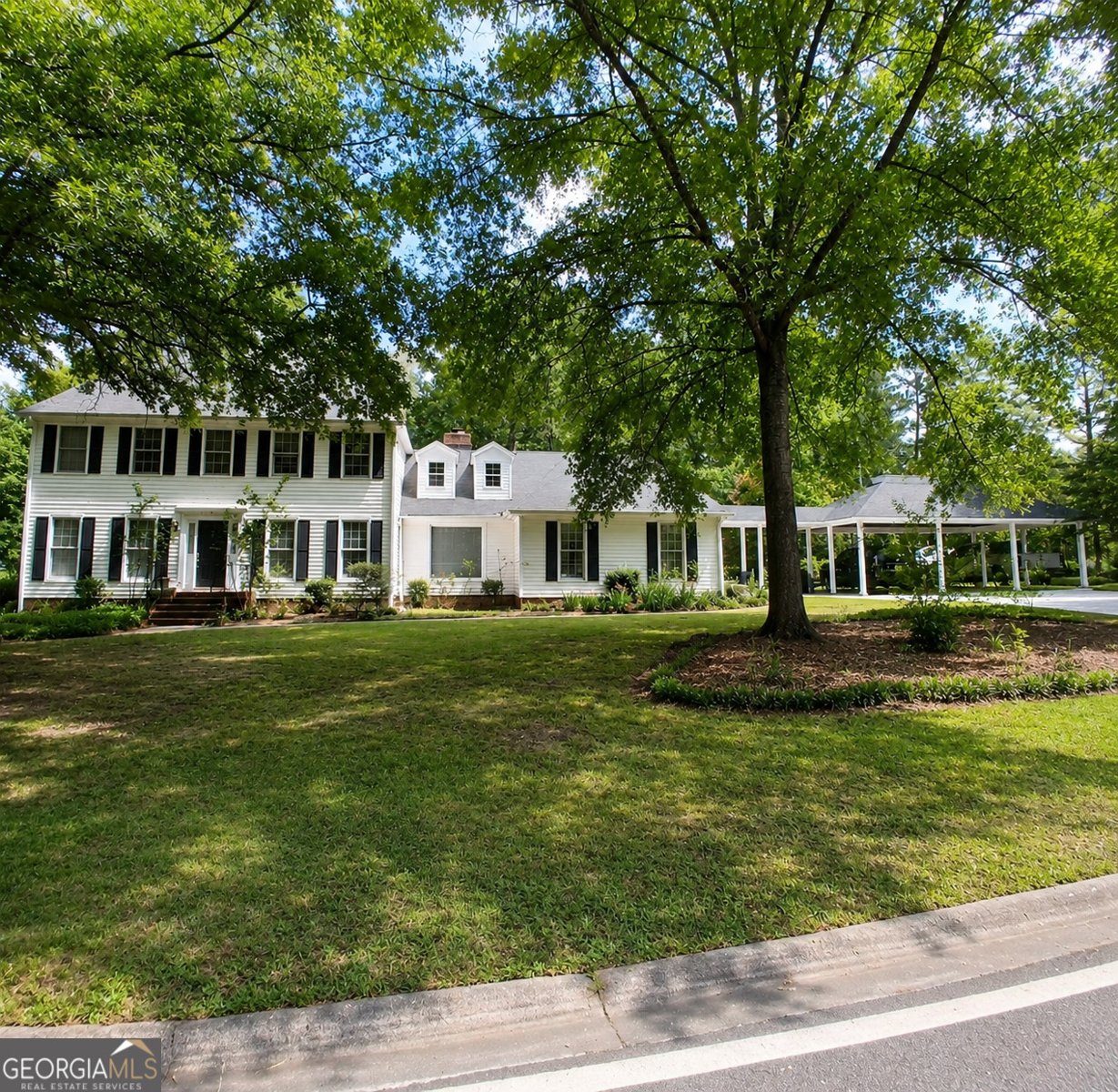 311 Castlegate Road Macon - main photo