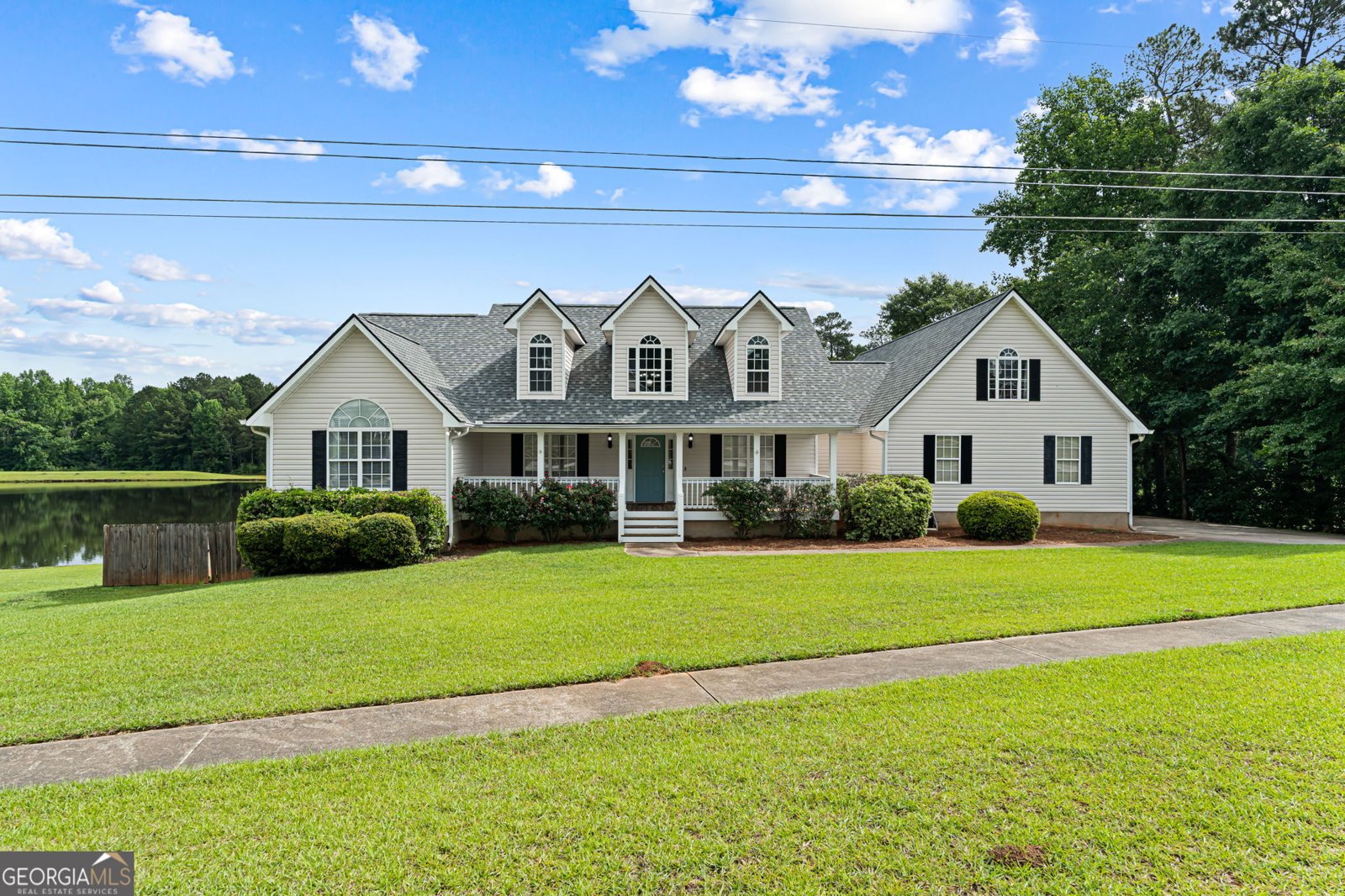 370 Twin Lakes Drive Gray - main photo