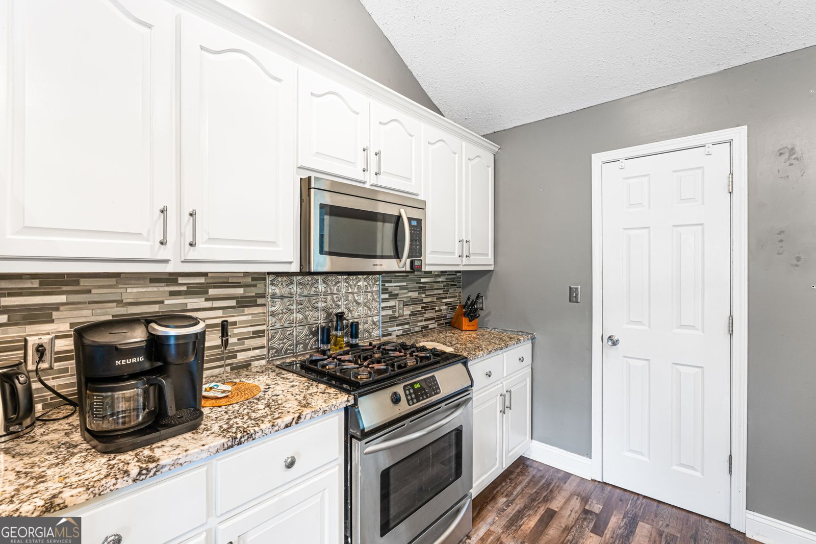 370 Twin Lakes Drive Gray - Photo 16