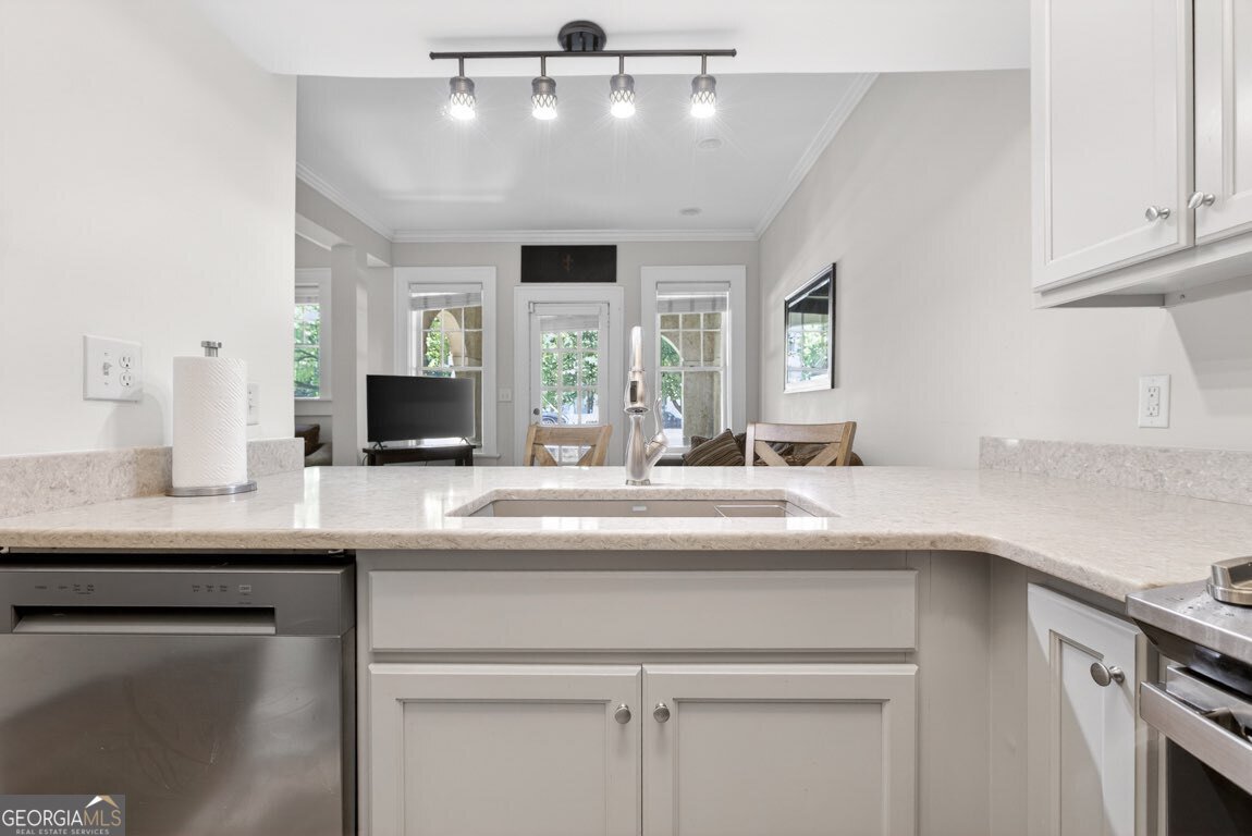 2855 Peachtree Road Atlanta - Photo 6