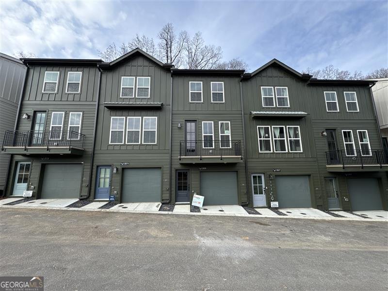 1415 Zenith Circle SE Atlanta - main photo