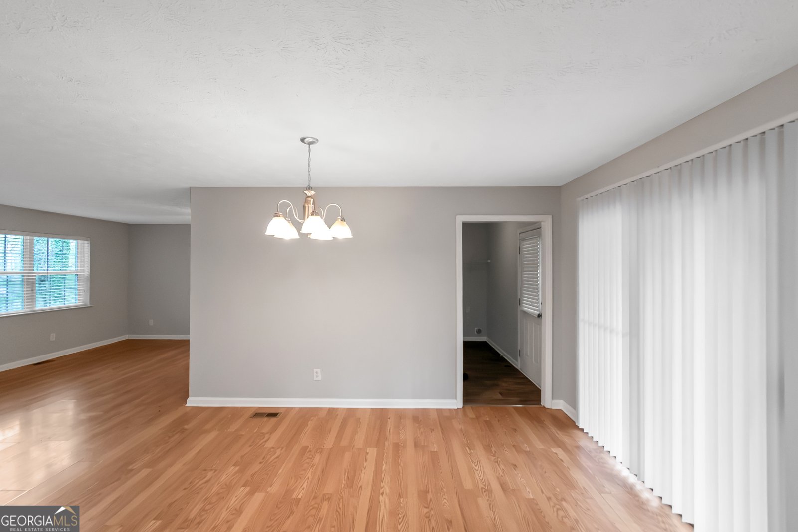 3653 Chestnut Lake Court Jonesboro - Photo 7