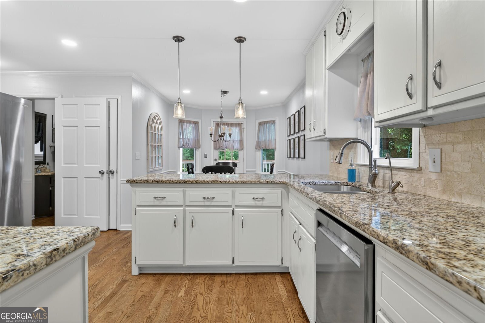 211 Nacoochee Drive Woodstock - Photo 15