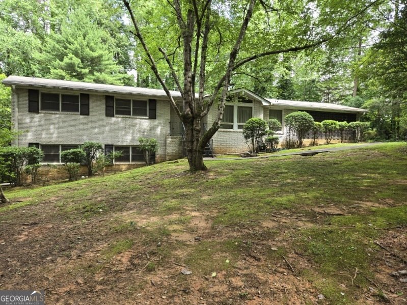 835 Niskey Lake Circle Atlanta - main photo