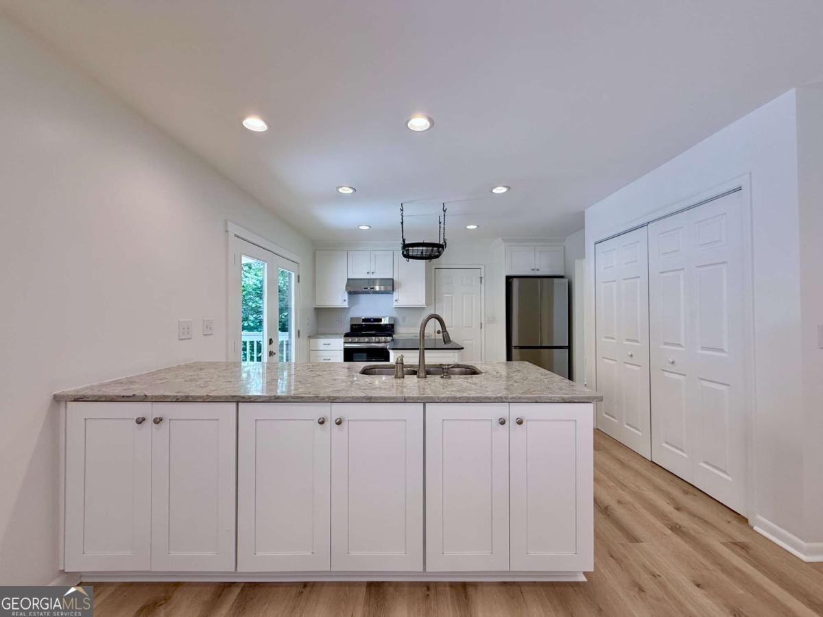 2200 Carey Place Marietta - Photo 11