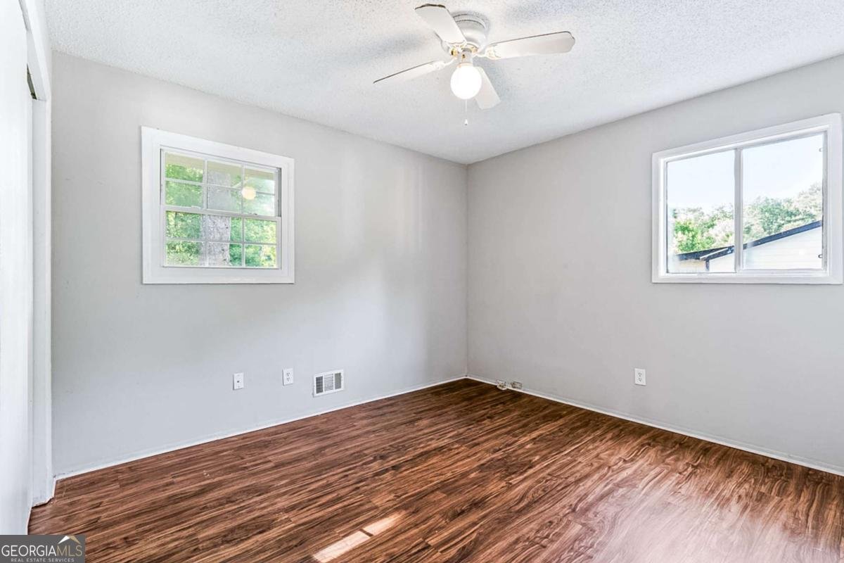 5954 Baywood Lane Riverdale - Photo 10