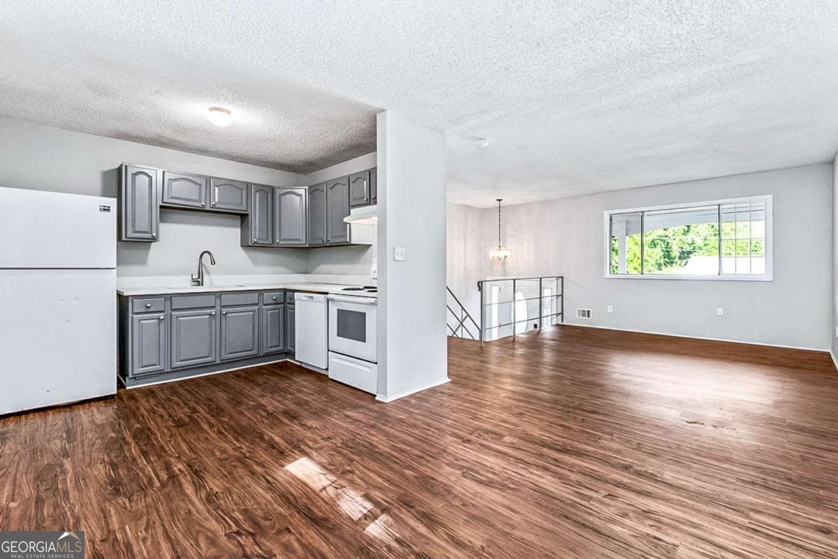 5954 Baywood Lane Riverdale - Photo 7