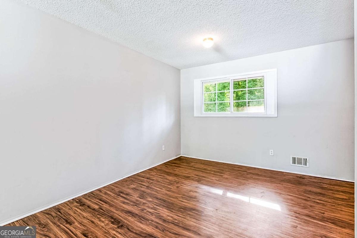 5954 Baywood Lane Riverdale - Photo 8