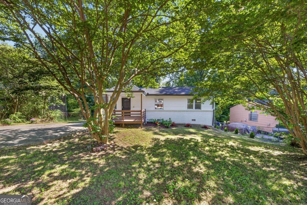 931 Stonewall Drive Atlanta - main photo