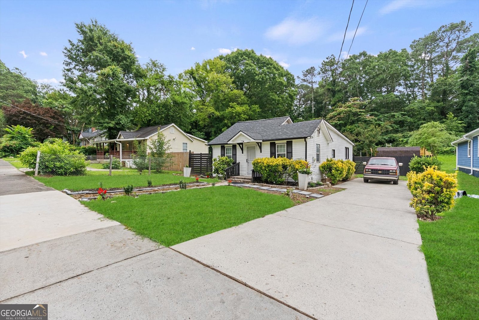2100 Tiger Flowers Drive Atlanta - main photo