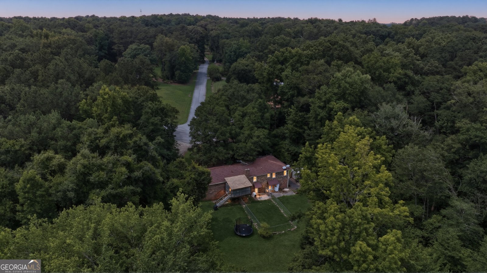 110 HEARTHSTONE Drive Stockbridge - Photo 9