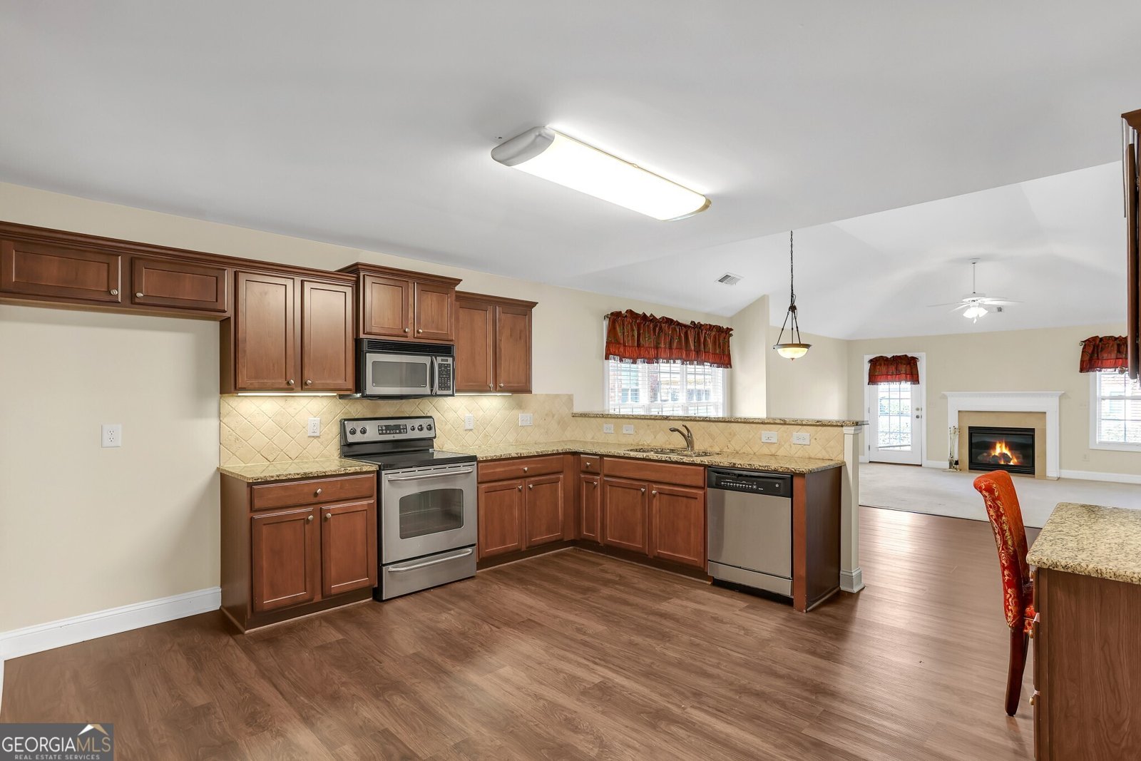 2055 Hickory Station Circle Snellville - Photo 8