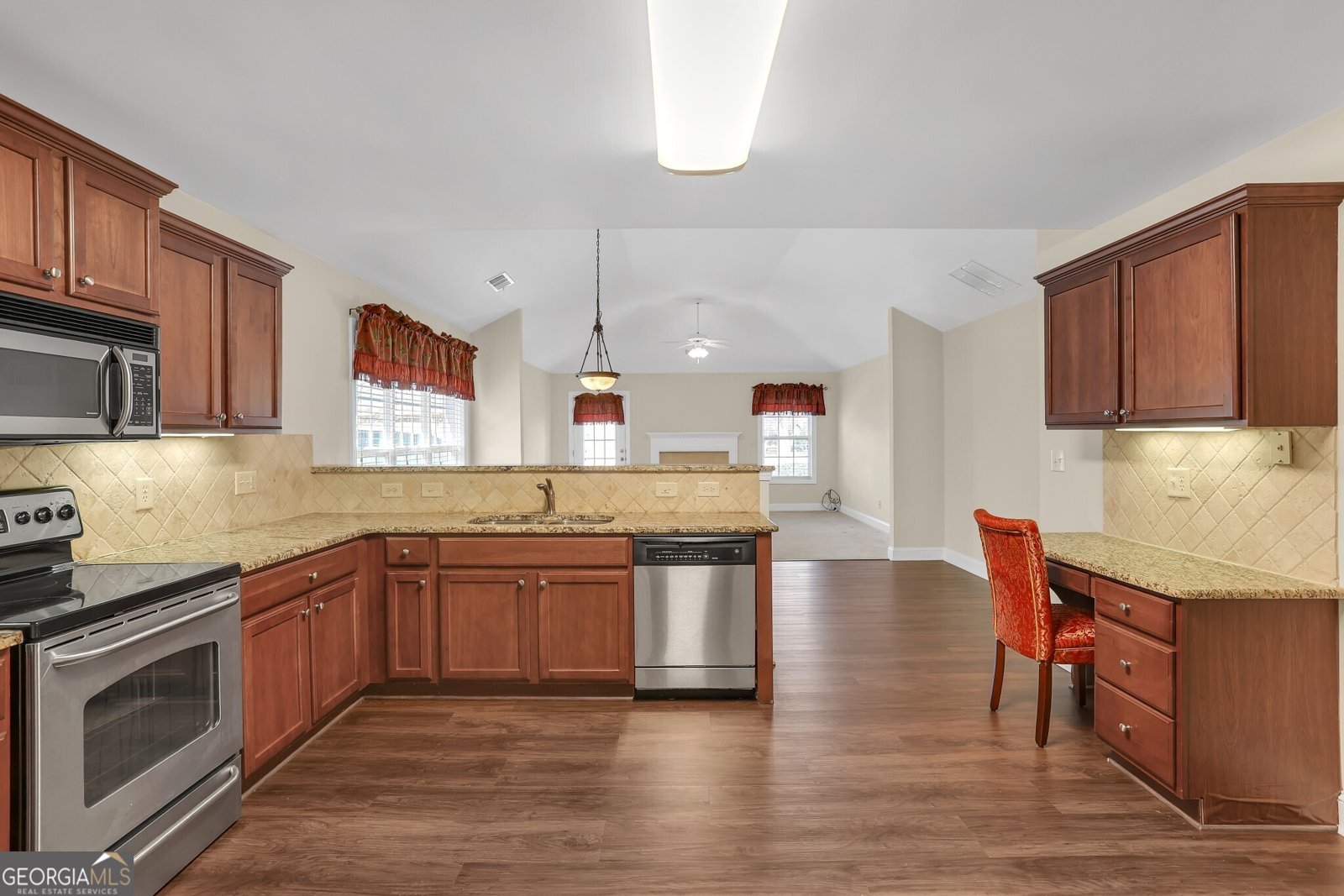 2055 Hickory Station Circle Snellville - Photo 9
