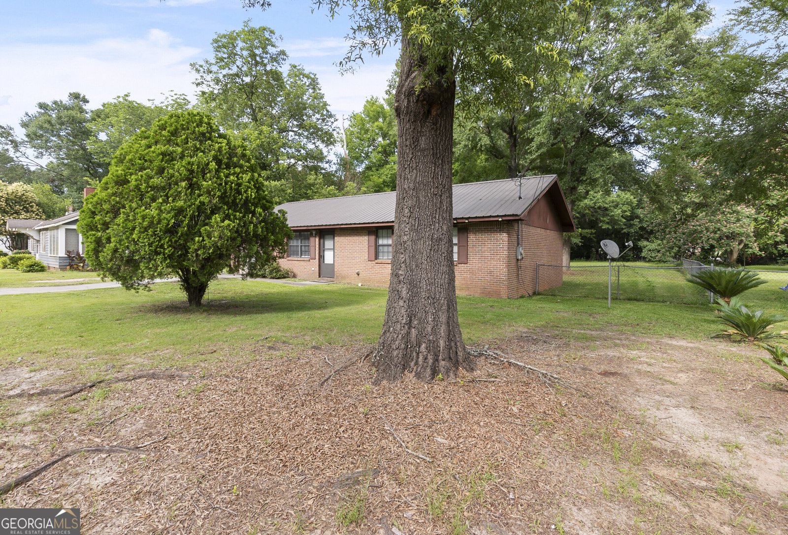 502 Peachtree Street Fort Valley - Photo 35
