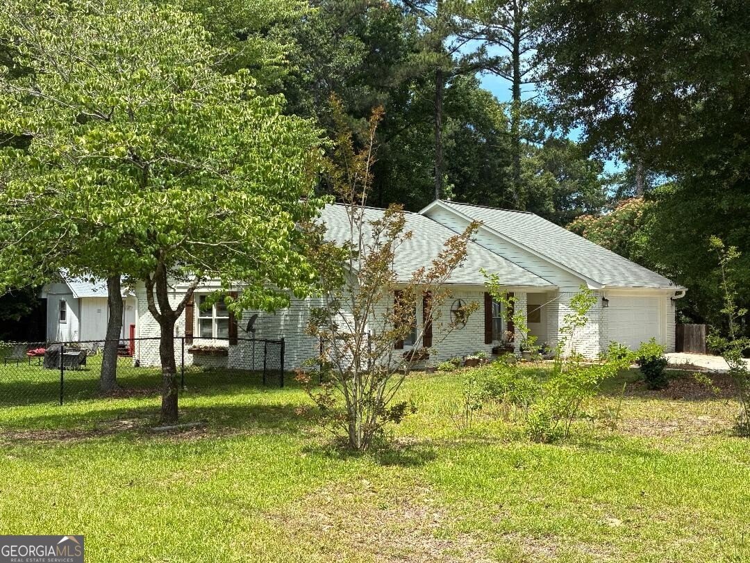 1124 Granite Lane Loganville - main photo